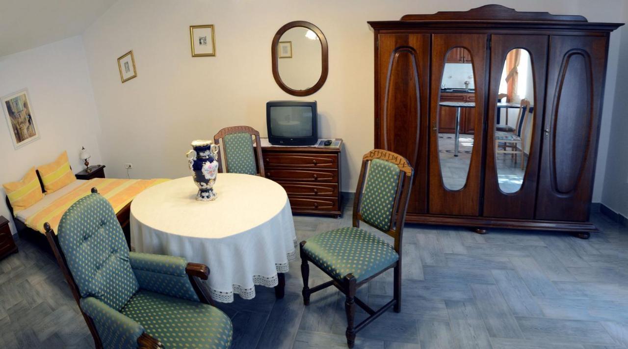 Hajdúszoboszló Samson Apartment חדר תמונה
